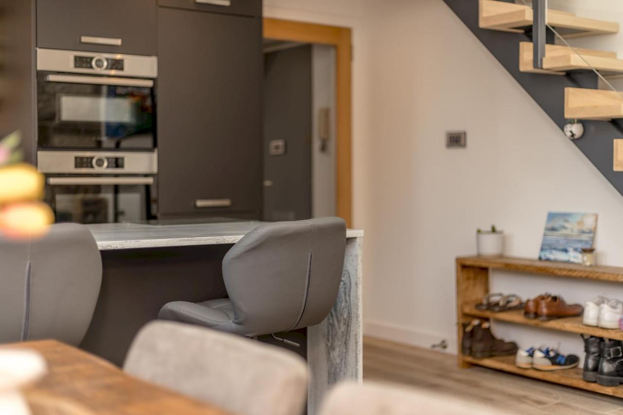 Pass The Keys Stunning 3 Bed Loft Style Apt With Free Parking Edimburgo Exterior foto