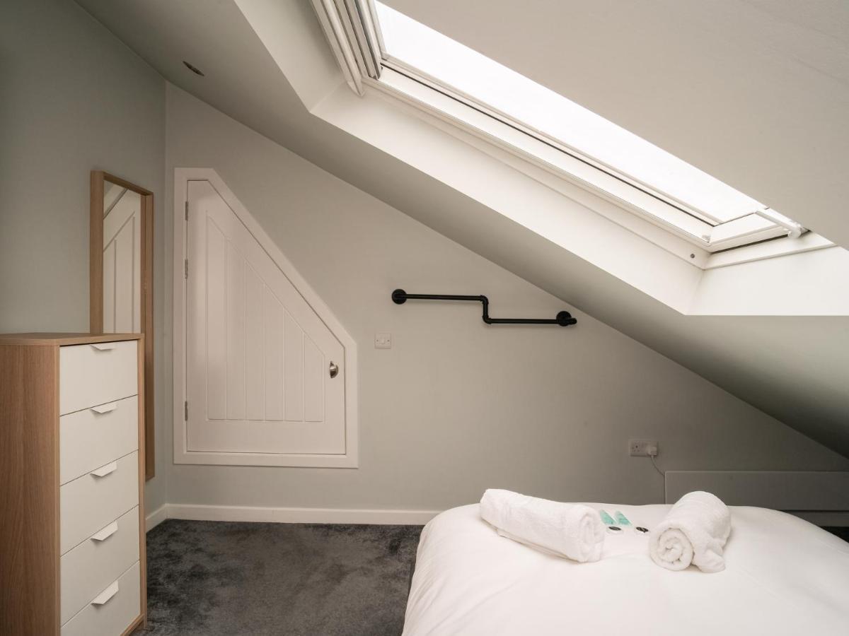 Pass The Keys Stunning 3 Bed Loft Style Apt With Free Parking Edimburgo Exterior foto