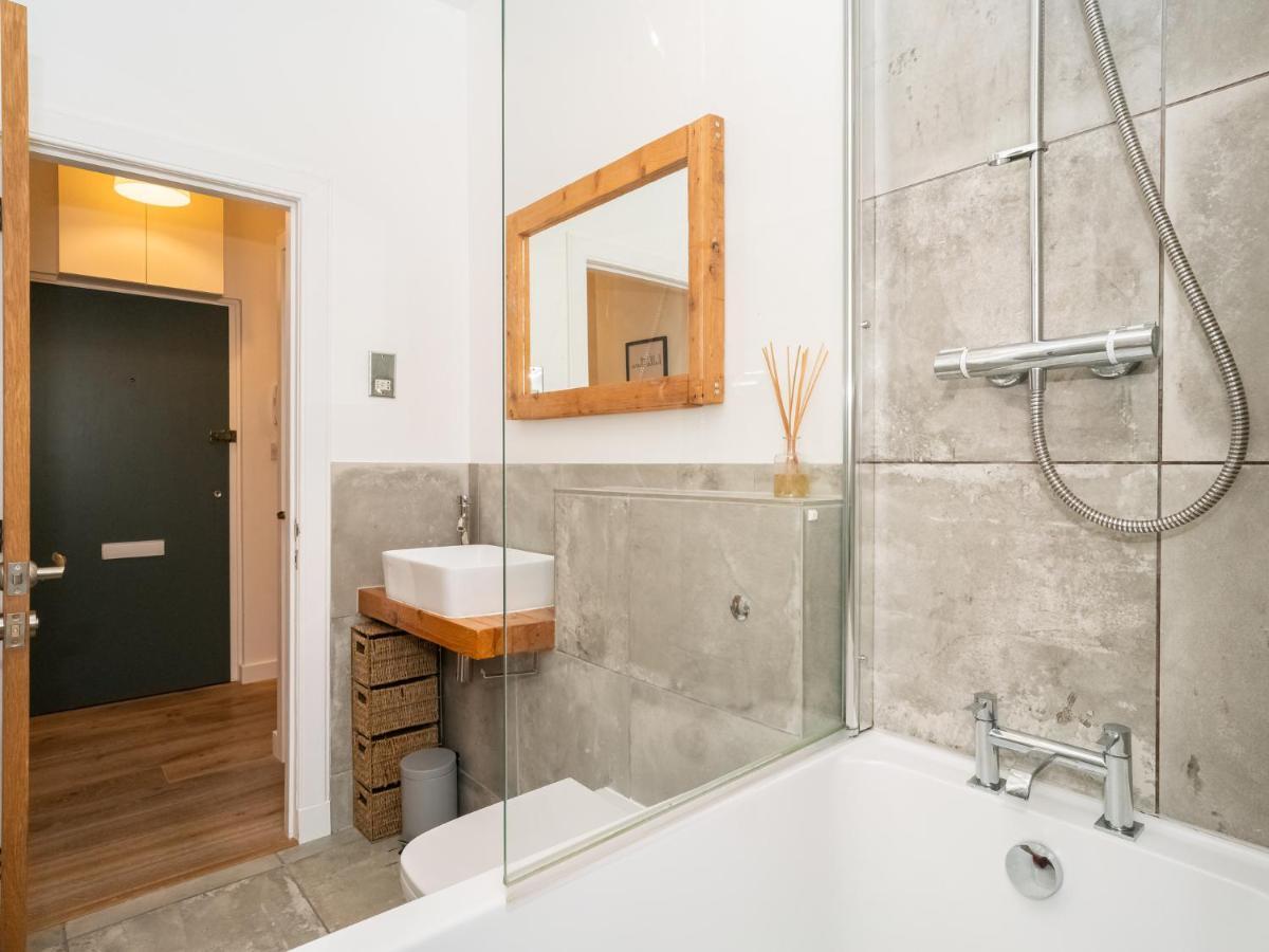 Pass The Keys Stunning 3 Bed Loft Style Apt With Free Parking Edimburgo Exterior foto