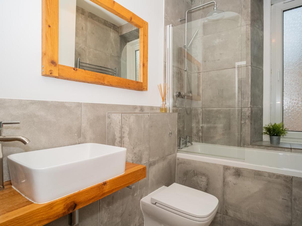 Pass The Keys Stunning 3 Bed Loft Style Apt With Free Parking Edimburgo Exterior foto