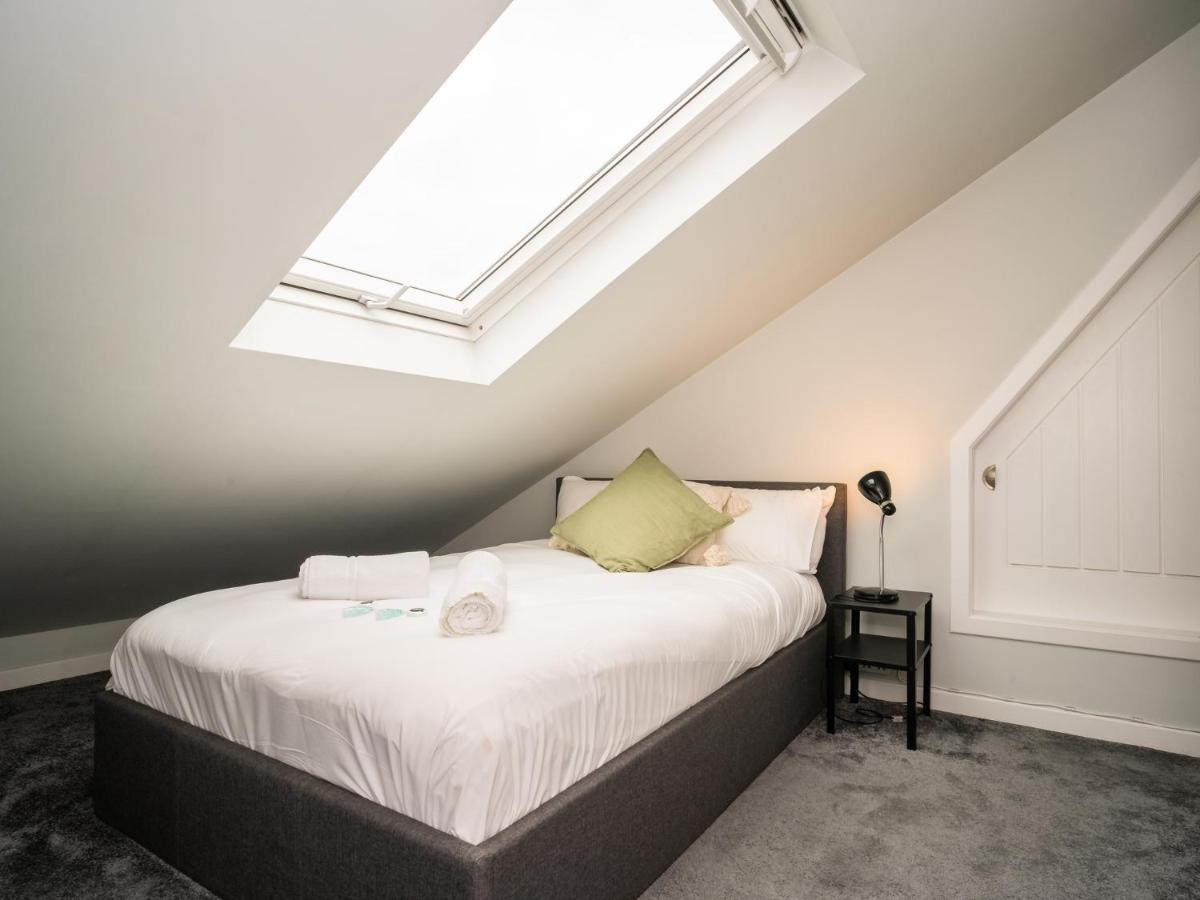 Pass The Keys Stunning 3 Bed Loft Style Apt With Free Parking Edimburgo Exterior foto